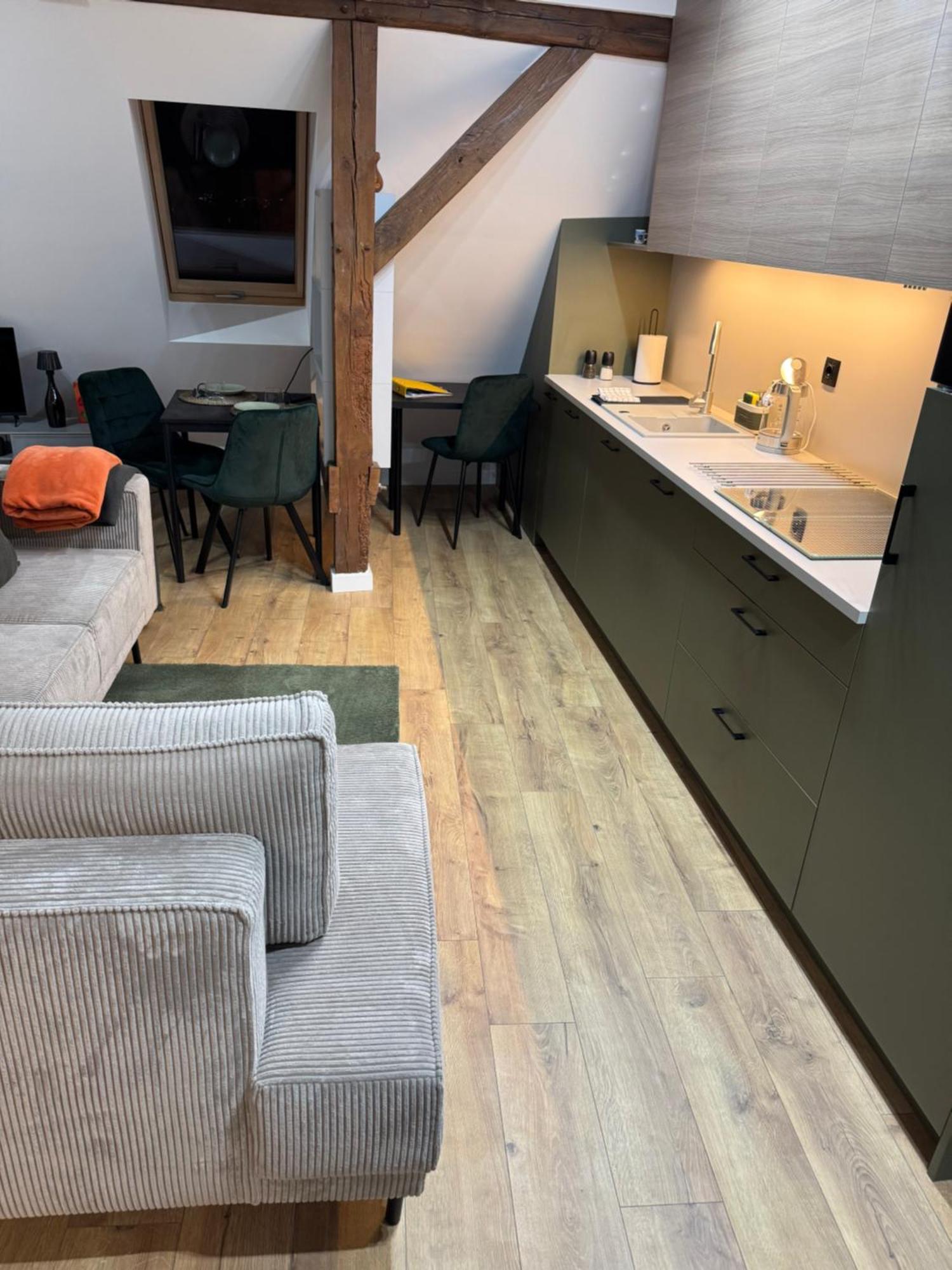 Fyrtel Apartament *